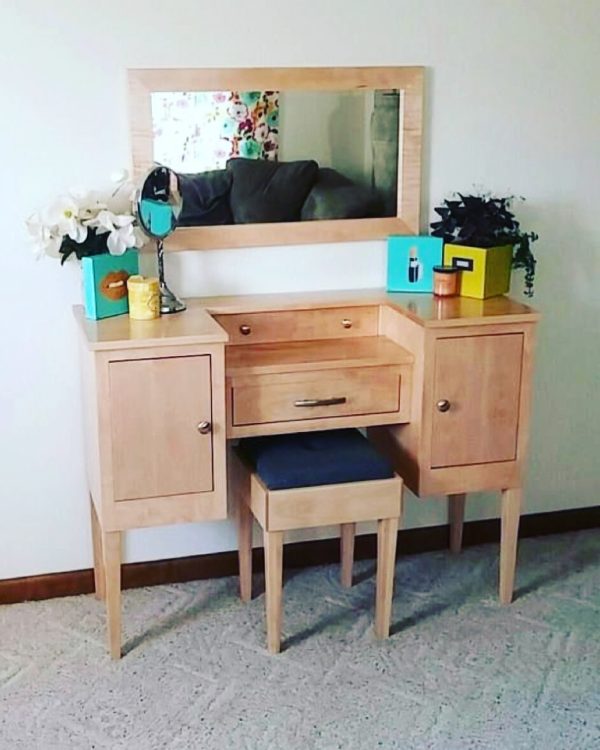Mini Dressing Table